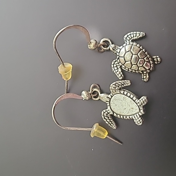Sea Turtles - Picture 3 of 3